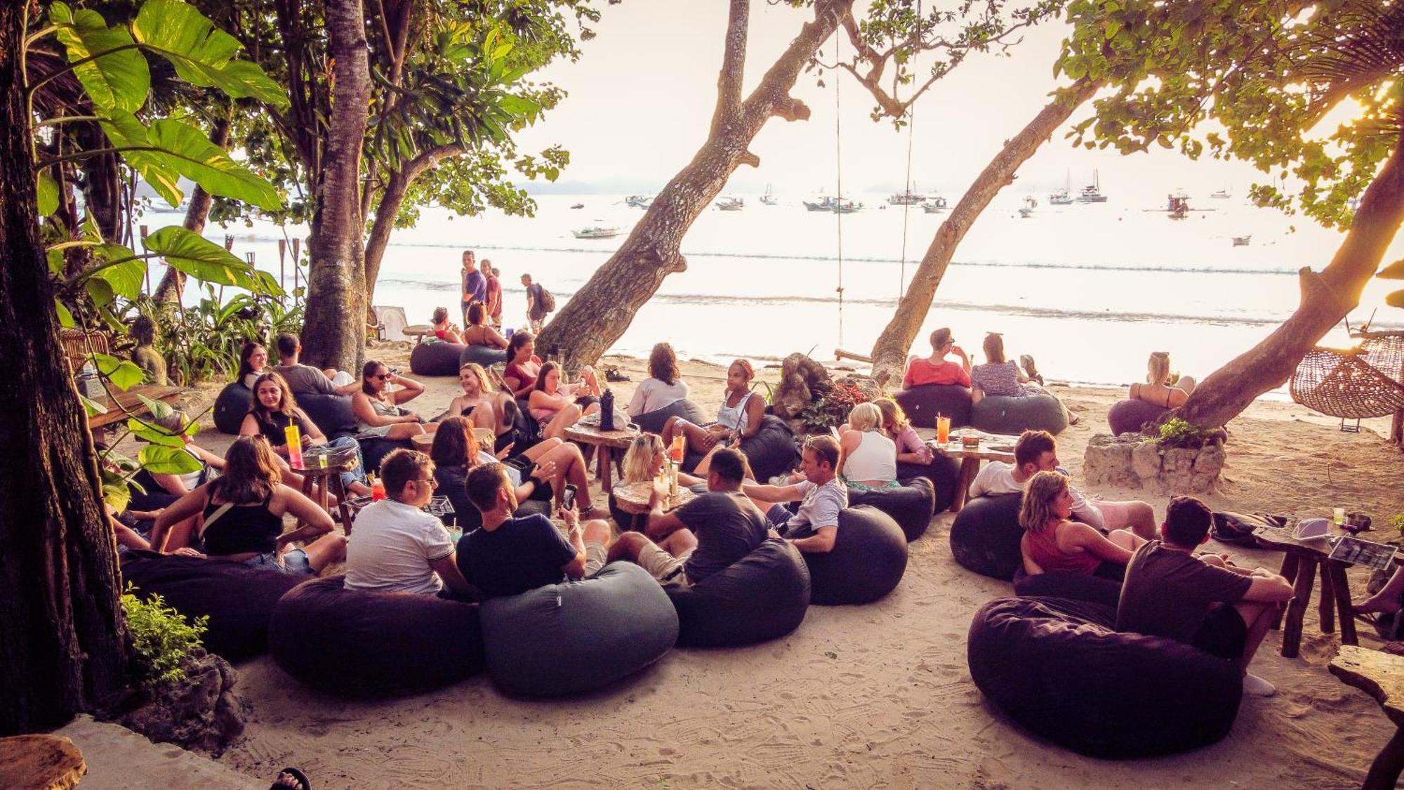 Sip Sunset Hostel And Lounge El Nido Exterior photo
